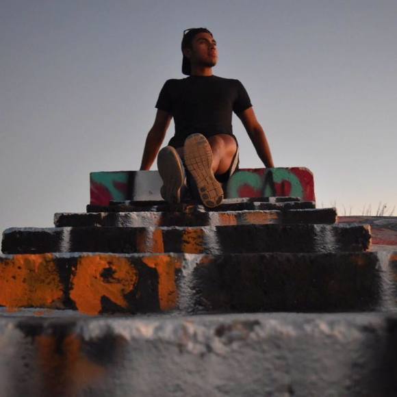 Meet your Posher, Brian - Picture 1 of 1